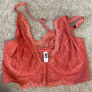32f front close lace bra
